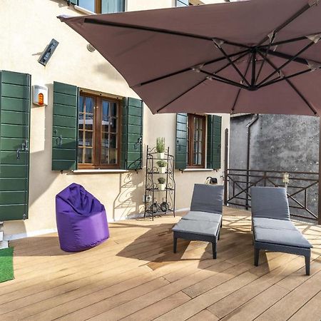 Tolentini Canal View & Terrace By Wonderful Italy 베니스 외부 사진